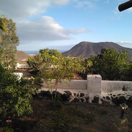 Πανσιόν El Cerro De La Luna